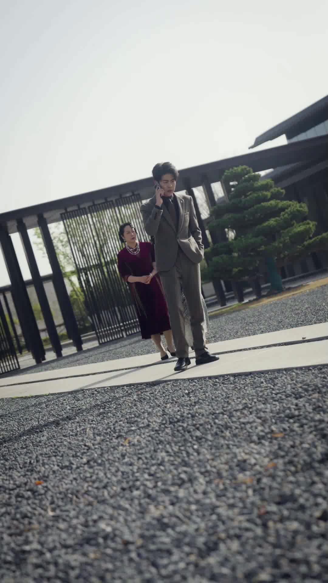 女王の帰還
