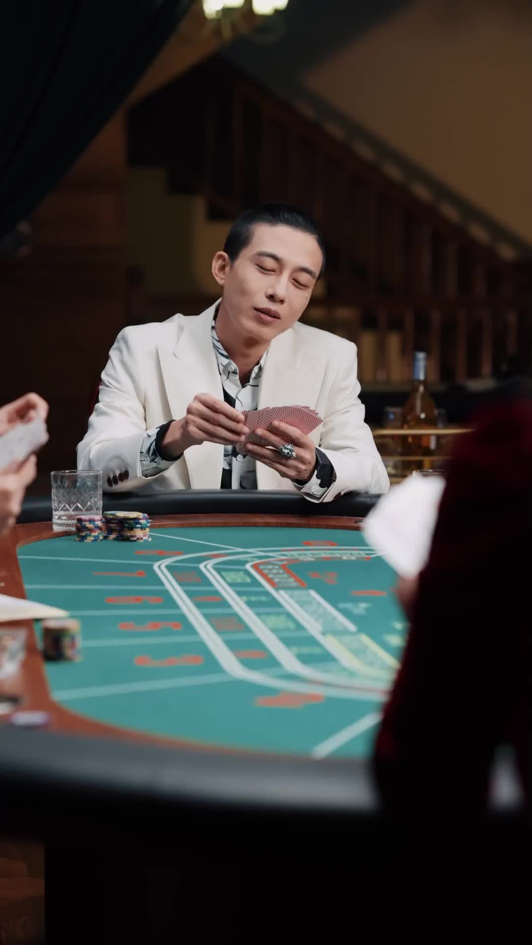My Househusband: The King of Cards