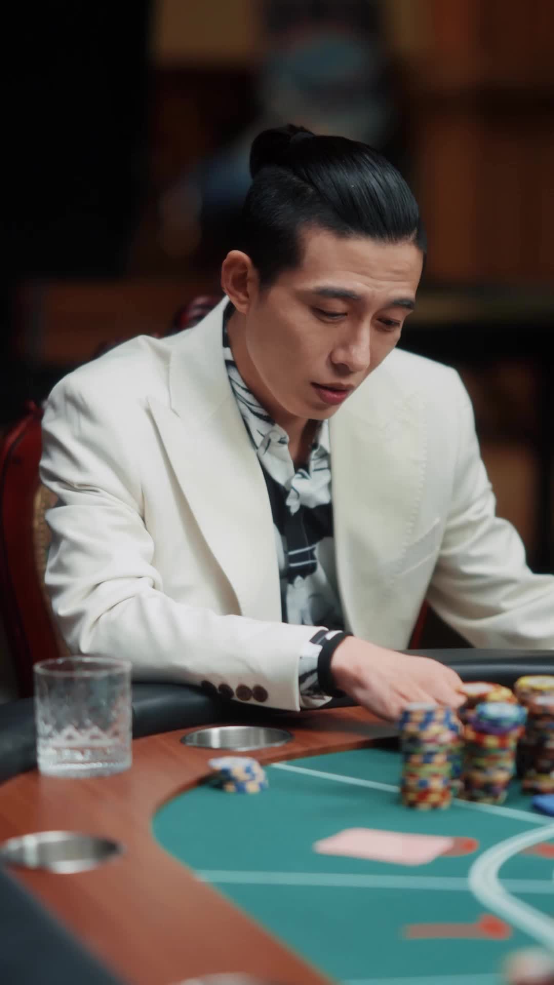 My Househusband: The King of Cards
