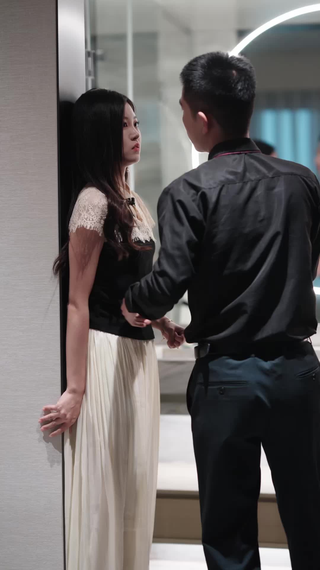 Lo siento, mejor amiga, me casé con tu hermano