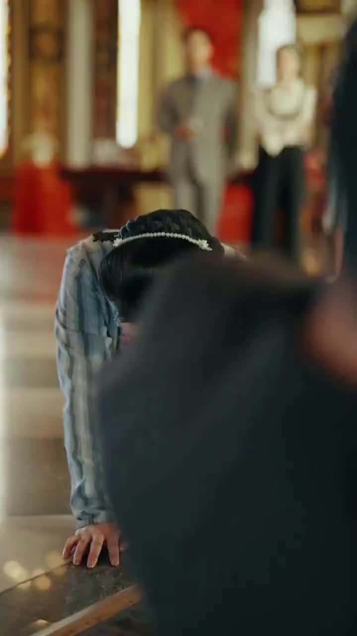 Stolen Identity, Stolen Love