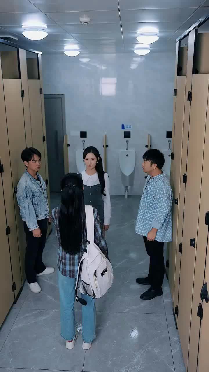 แอบรักยังไงให้วุ่นวาย