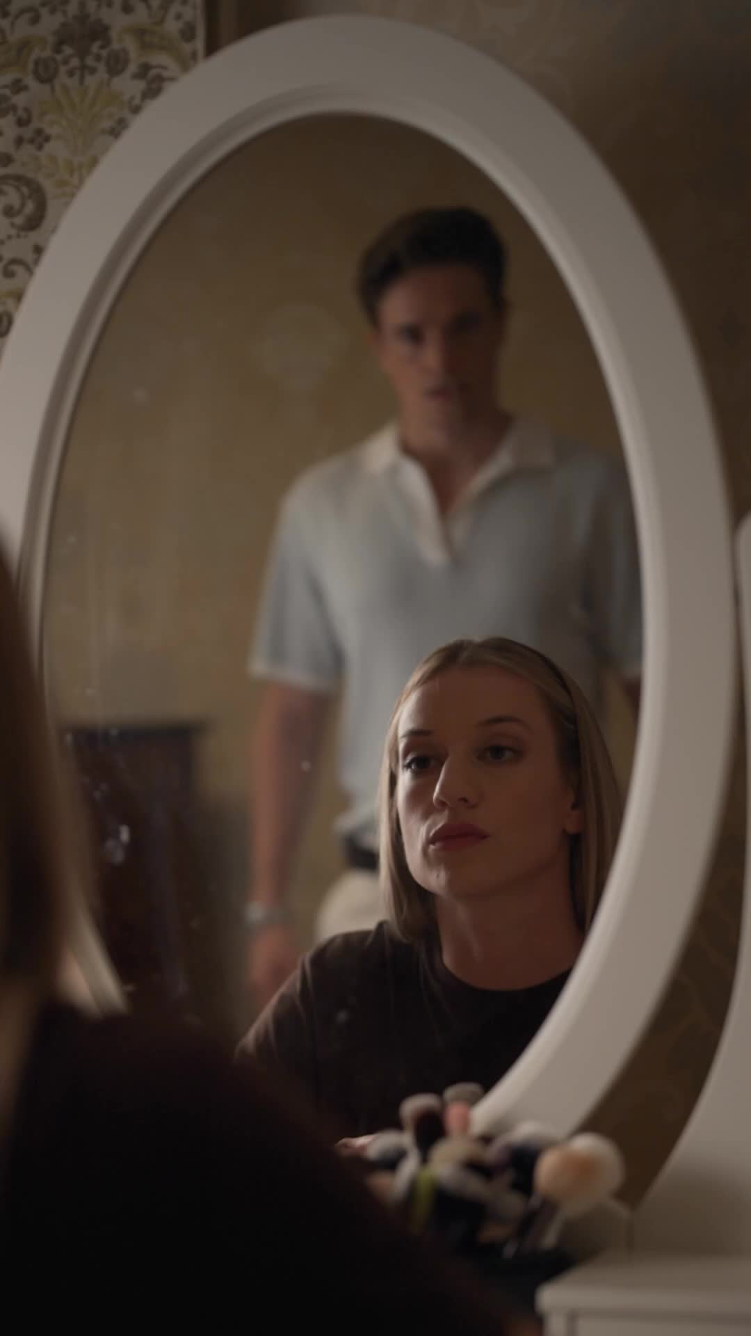 A Rainha Divorciada da Marinha Ressurge